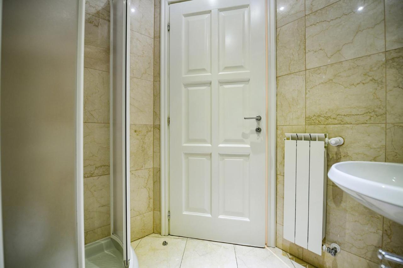 Giulia Apartment *